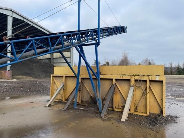 Bahnschotterabsiebung-12