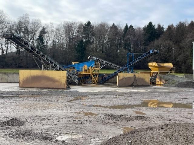 Bahnschotterabsiebung-13